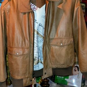 PRESTON&YORK brand brown leather Bomber jacket mens medium 2 large front pockets